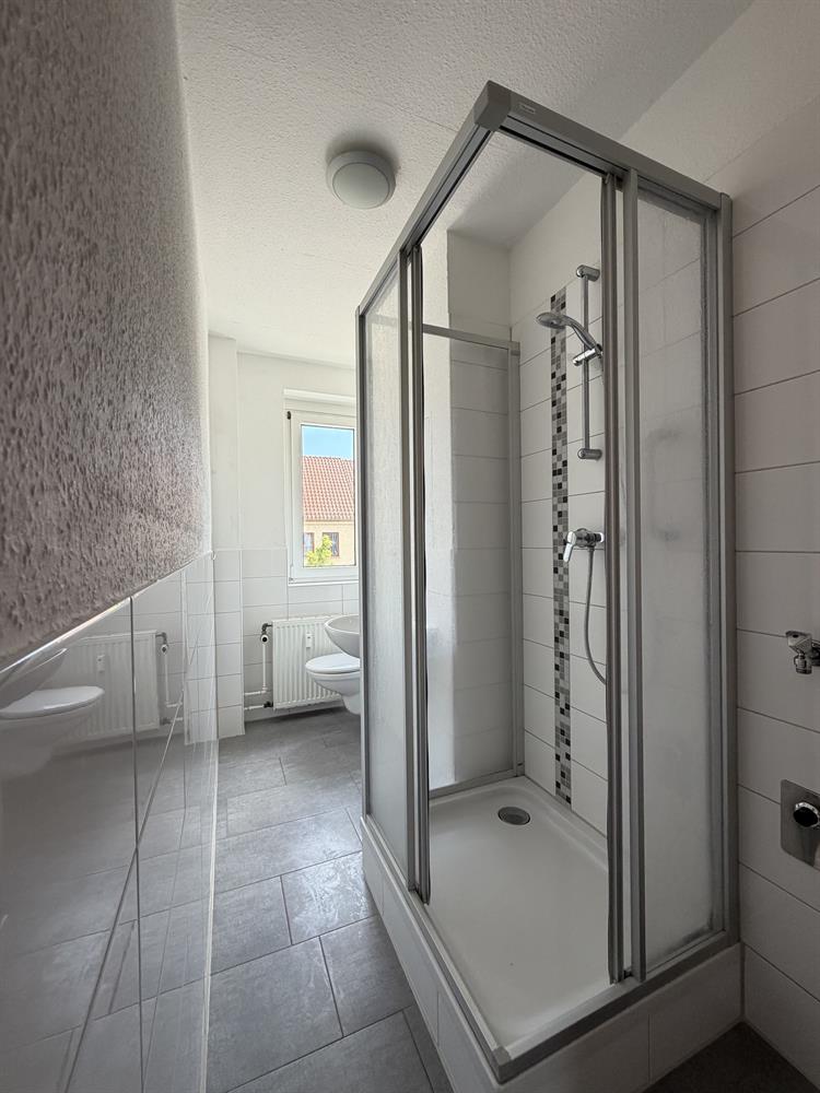 2 Raum- Wohnung in Bitterfelder Innenstadt - Photo 4